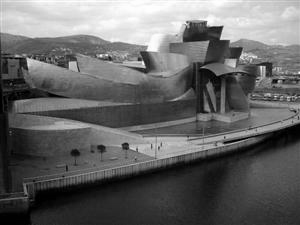BILBAO_Museo_Gehry_Frank_Guggenheim_1997_photosource_LS_digital.jpg